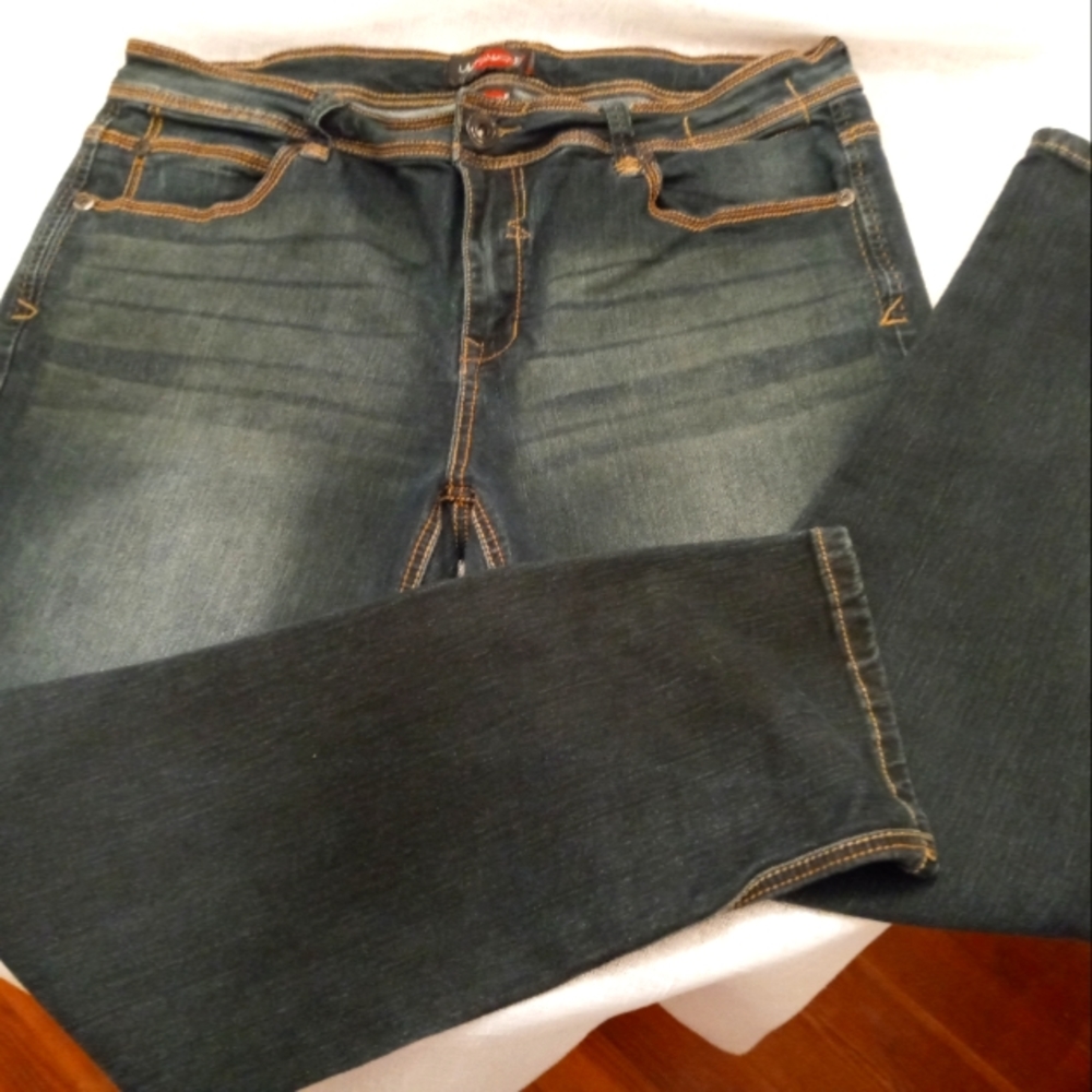 Ultra love denim, EUC, size 20, no distressing
